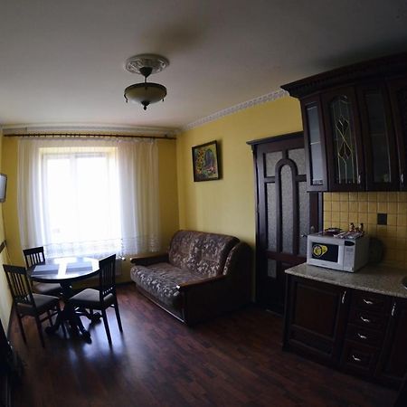 3-Room Apartments In Central City ลวีฟ ภายนอก รูปภาพ