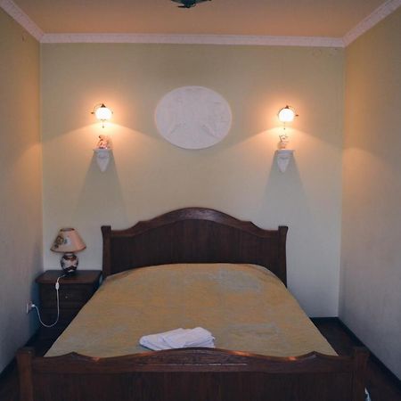 3-Room Apartments In Central City ลวีฟ ภายนอก รูปภาพ